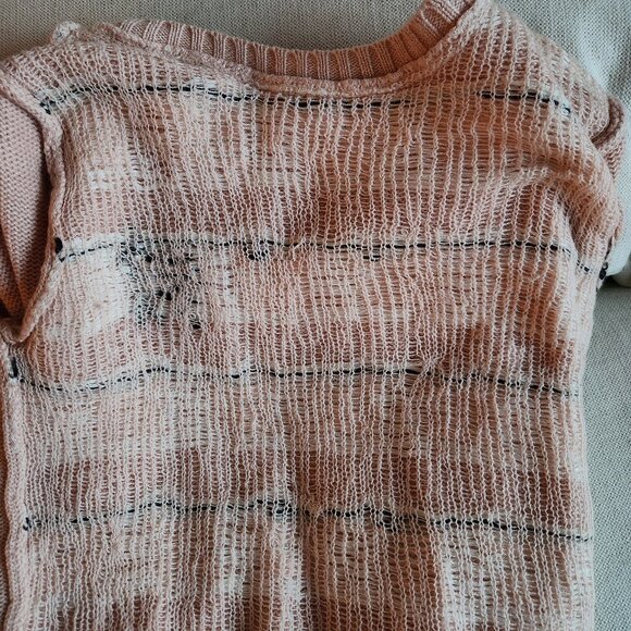Soft Pink Sheep Knit Sweater – Size S - Picture 8 of 8